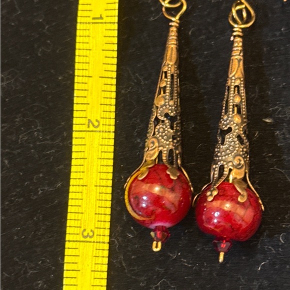 Old world charm filigree earrings in antique brass vintage inspired - Picture 5 of 5